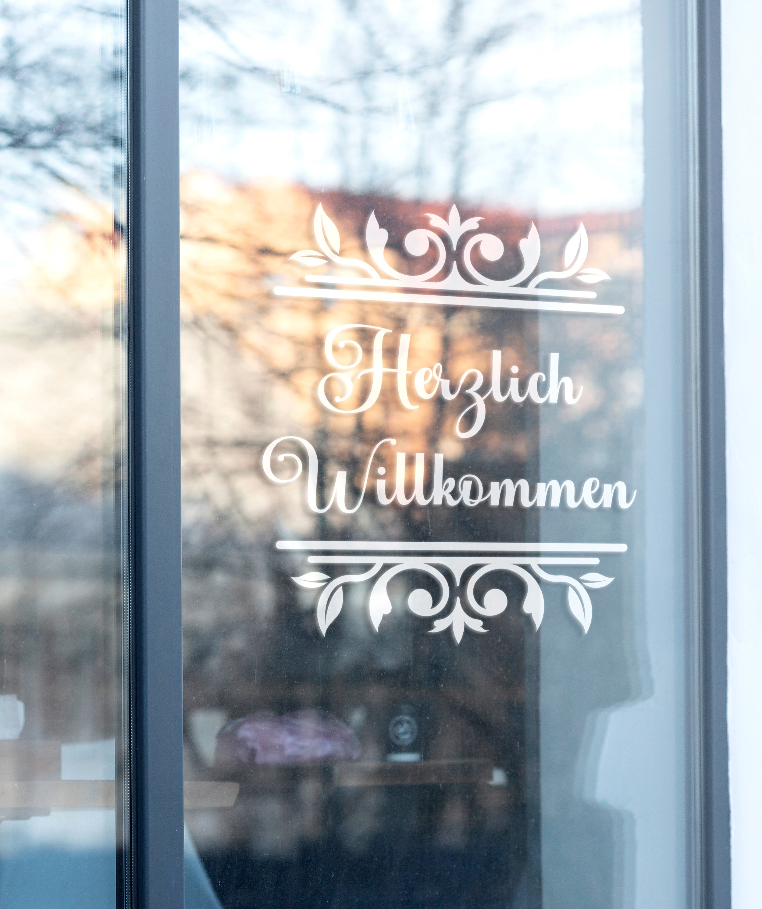 Herzlich Willkommen Wandtattoo – Eleganter Vinyl Aufkleber für Tür & Eingang – Personalisierbar