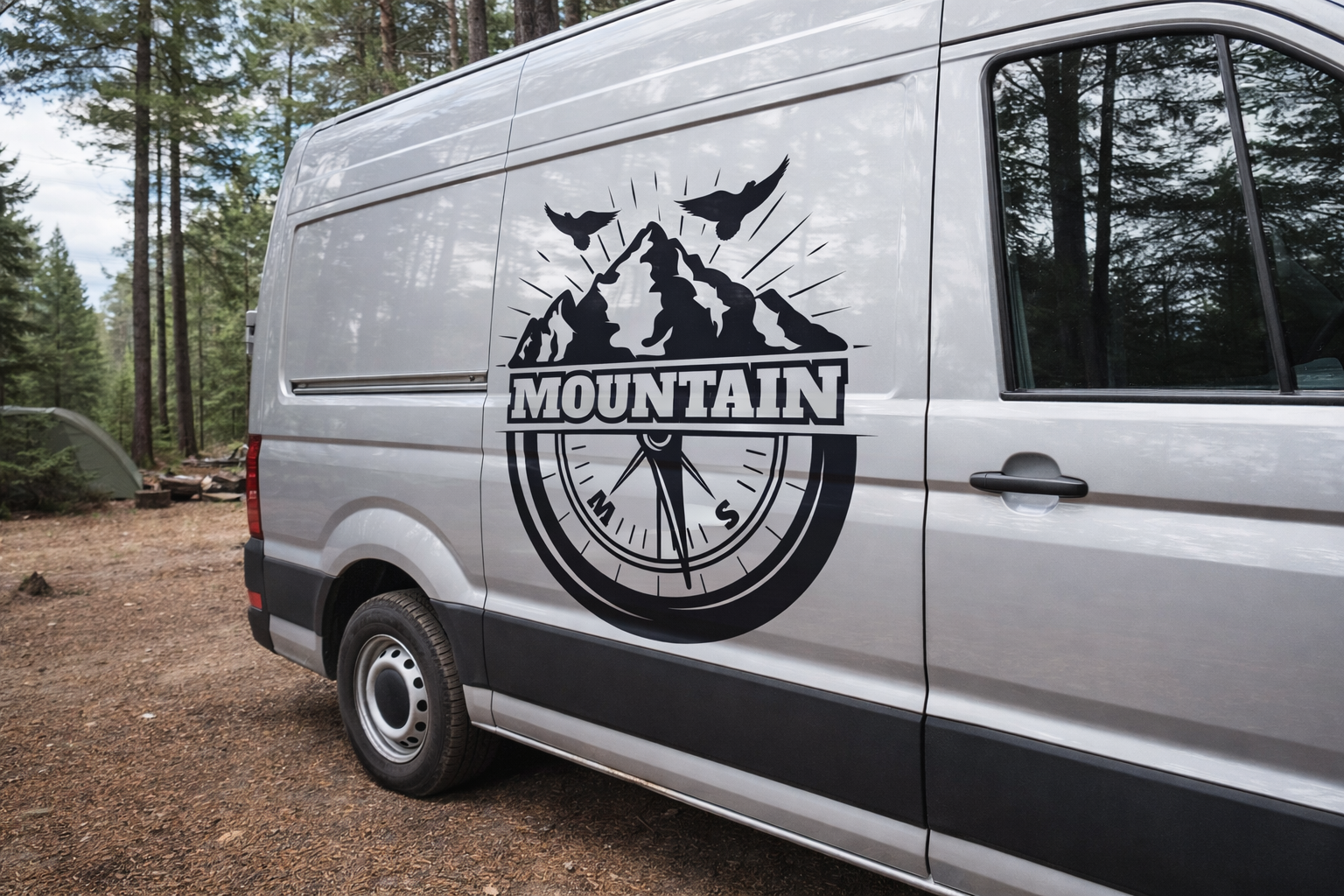 Personalisierter Mountain Kompass Van Aufkleber – Camper & Overland Fahrzeug Vinyl Sticker