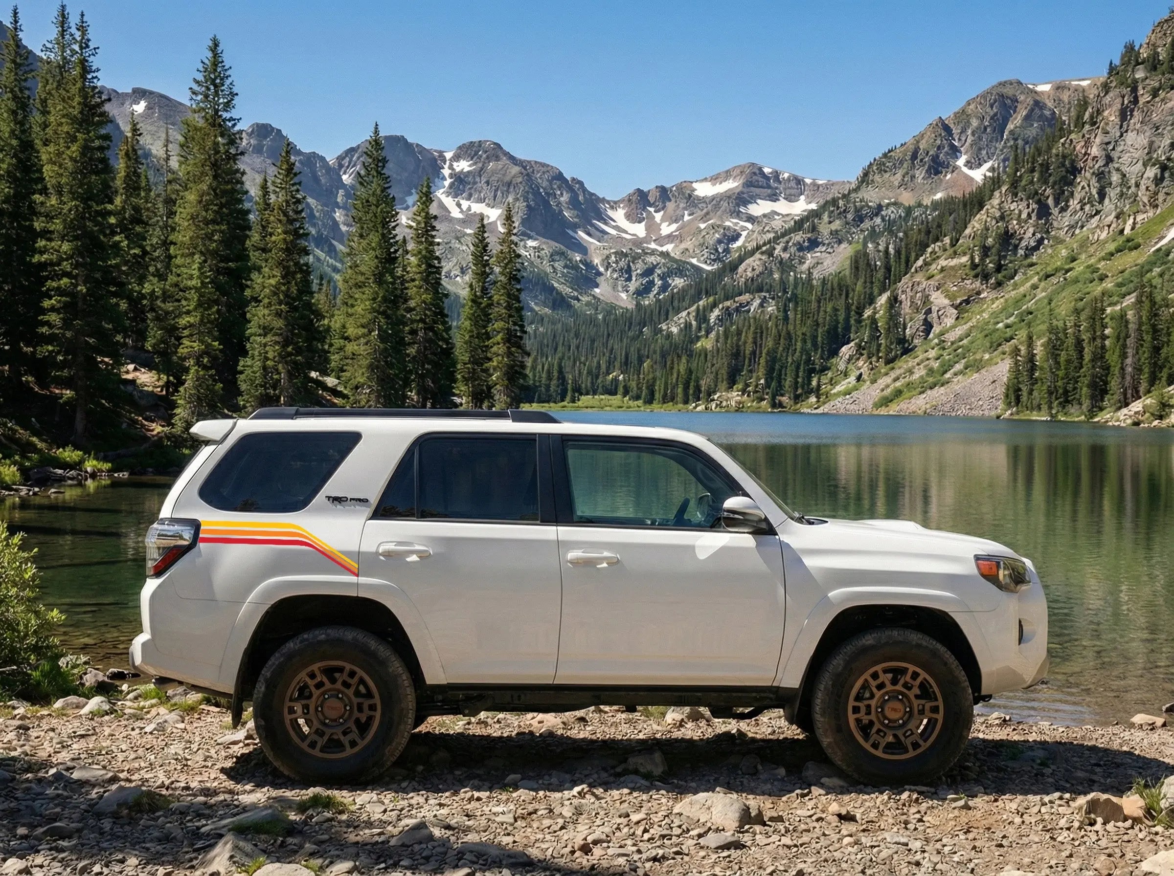 Premium Retro Seitenstreifen SET für Toyota 4Runner – 3-Farben Edition (Rot–Orange–Gelb) | Offroad & Rallye Design | Beidseitig Prakto