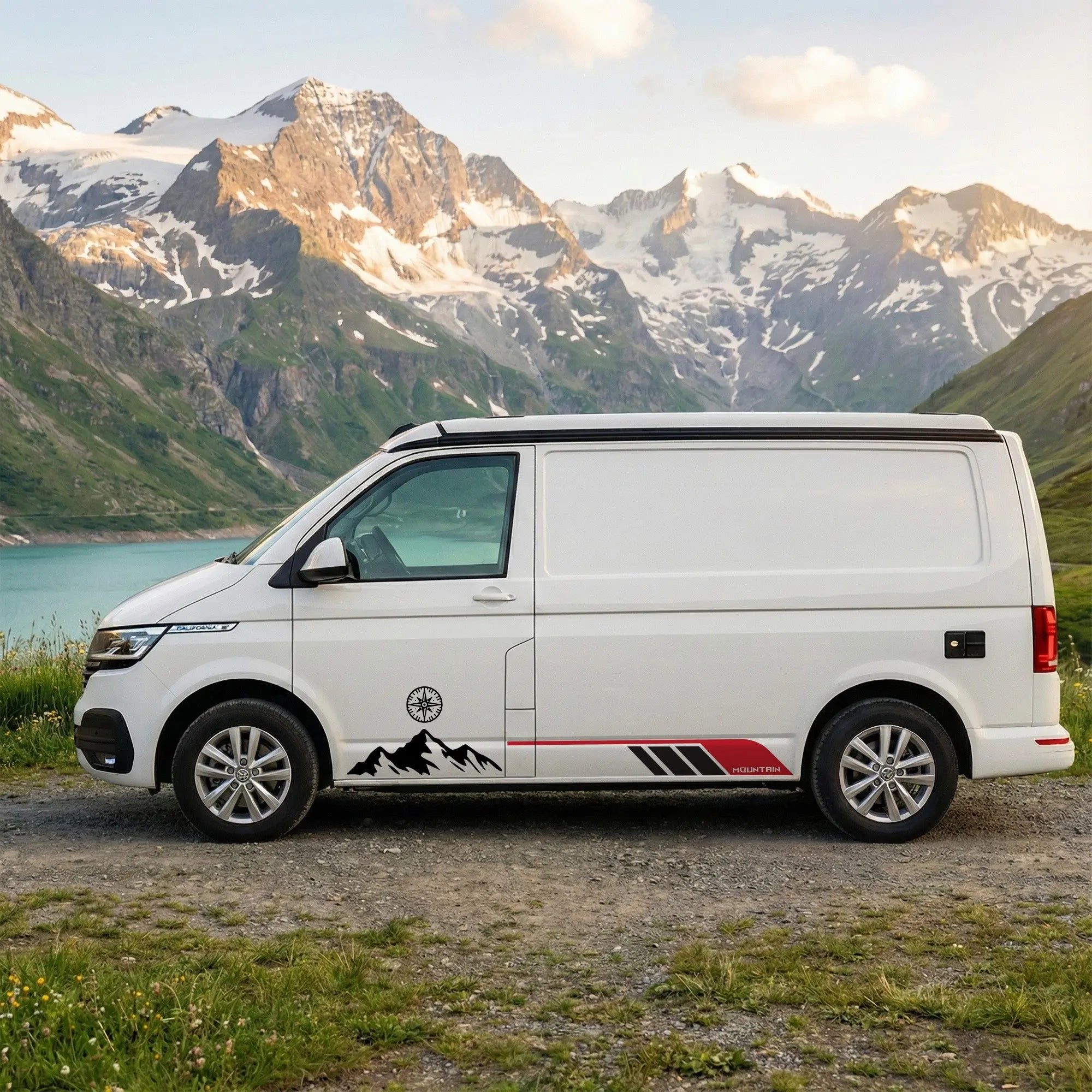 VW T5 T6 T6.1 Camper Seitenstreifen Set Berge & Kompass – Vanlife Aufkleber personalisiert Prakto