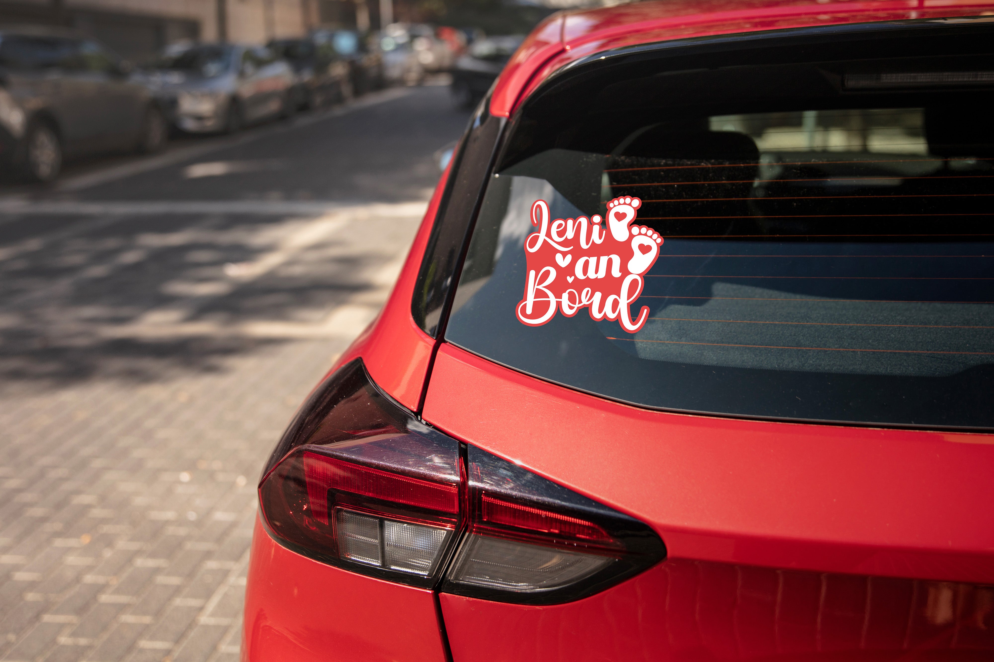 Baby an Bord Aufkleber – Zweifarbig & Personalisiert mit Name | Auto Fenster & Kinderzimmer Sticker