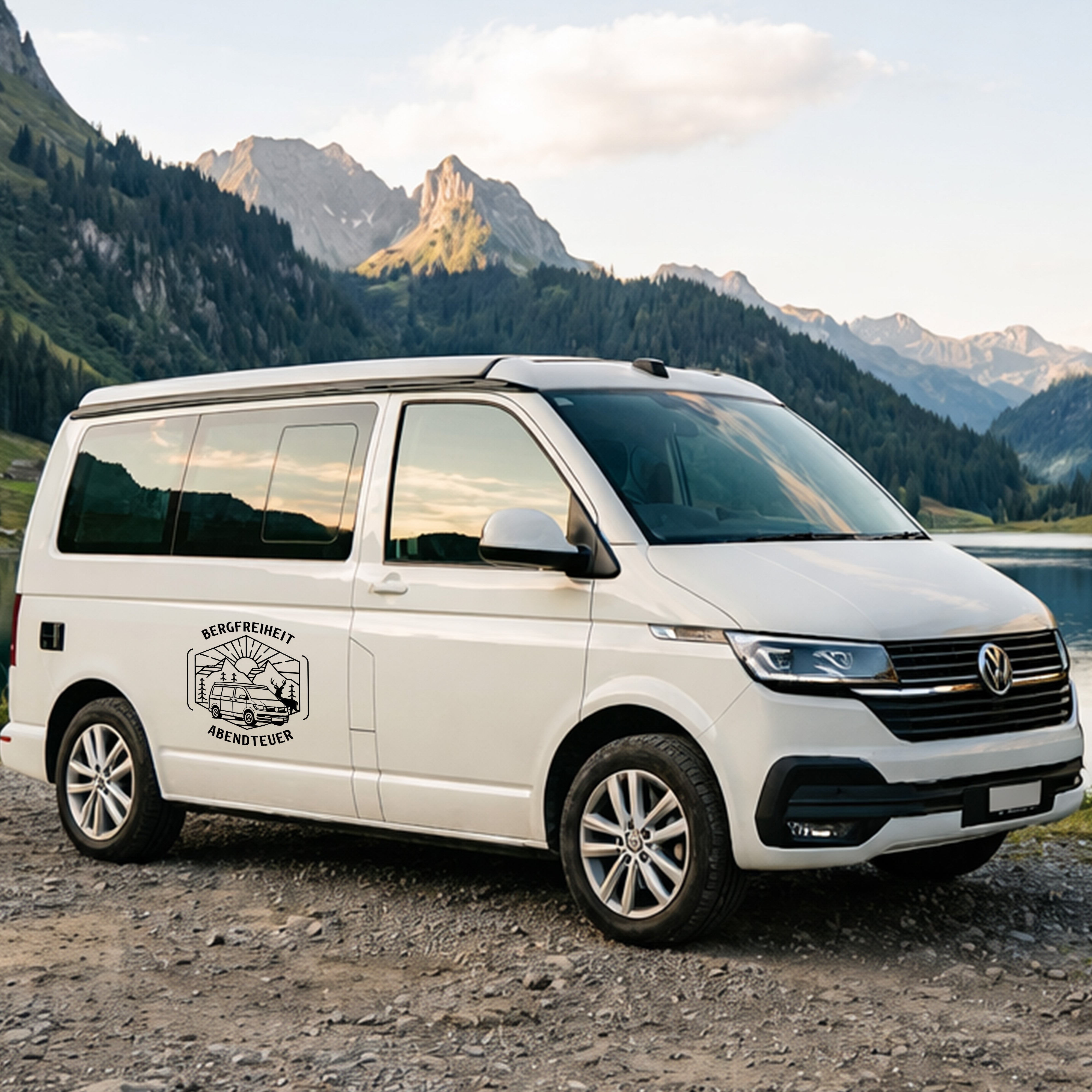 Personalisierter Camper Van Aufkleber „Bergfreiheit“ – Vanlife Outdoor Sticker mit Wunschtext & Farbe