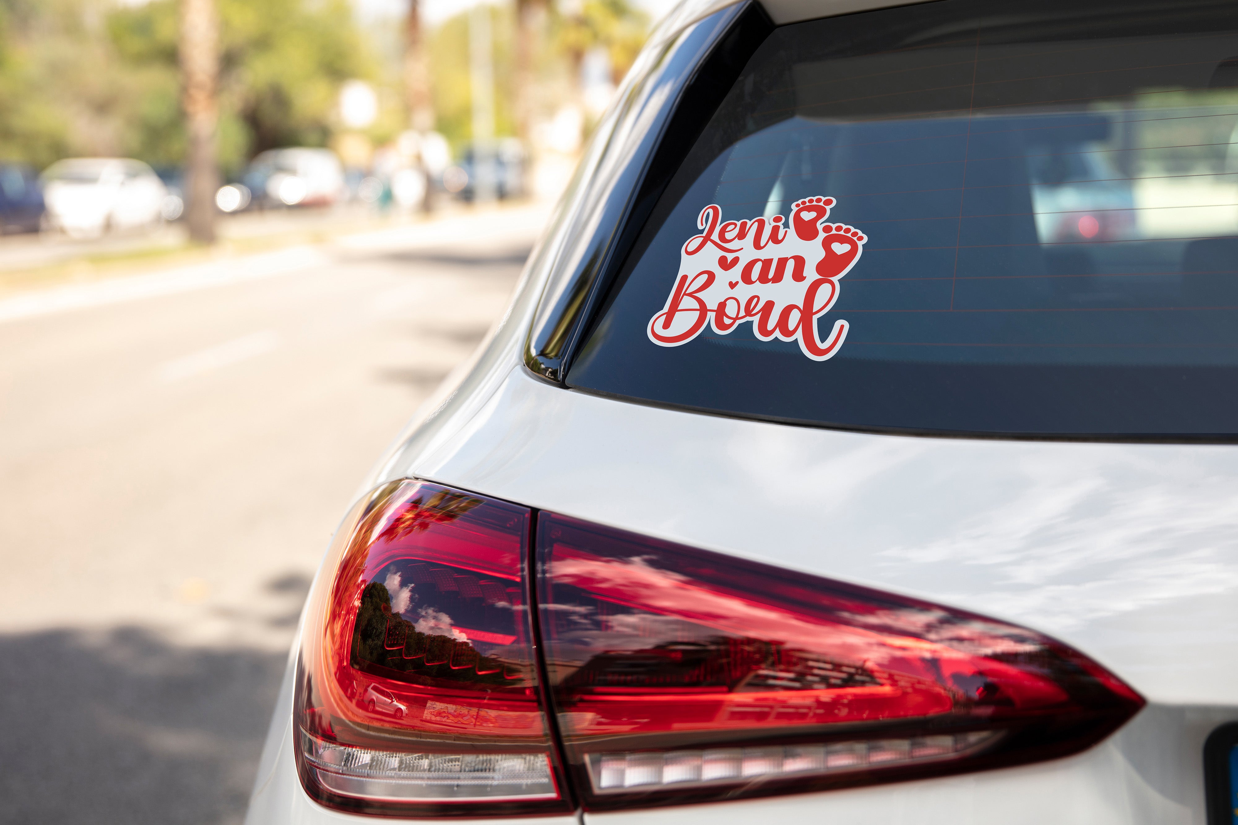 Baby an Bord Aufkleber – Zweifarbig & Personalisiert mit Name | Auto Fenster & Kinderzimmer Sticker