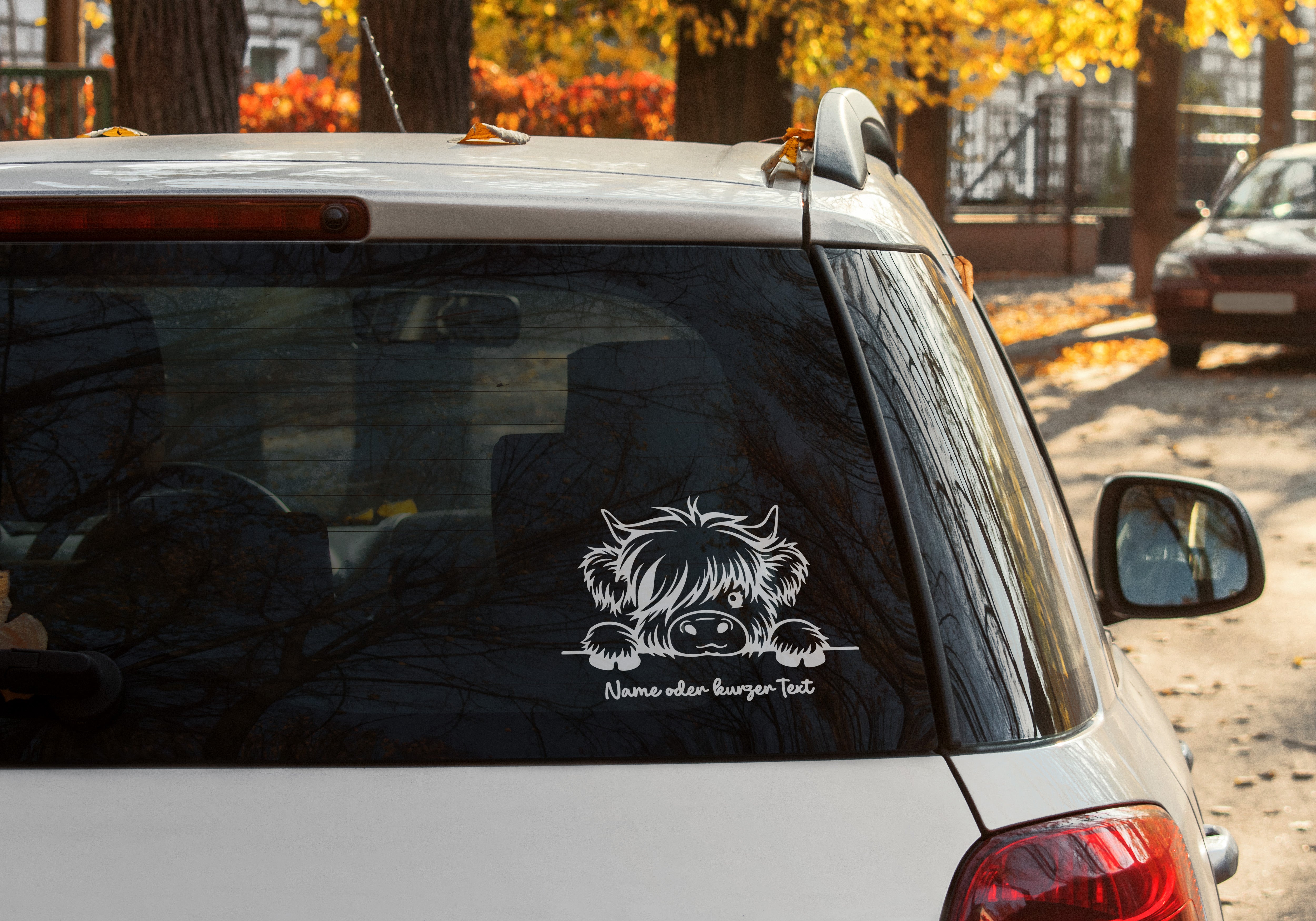 Personalisierter Highland Kuh Wandsticker – Lustige Schwarz-Weiß Wanddeko mit Name