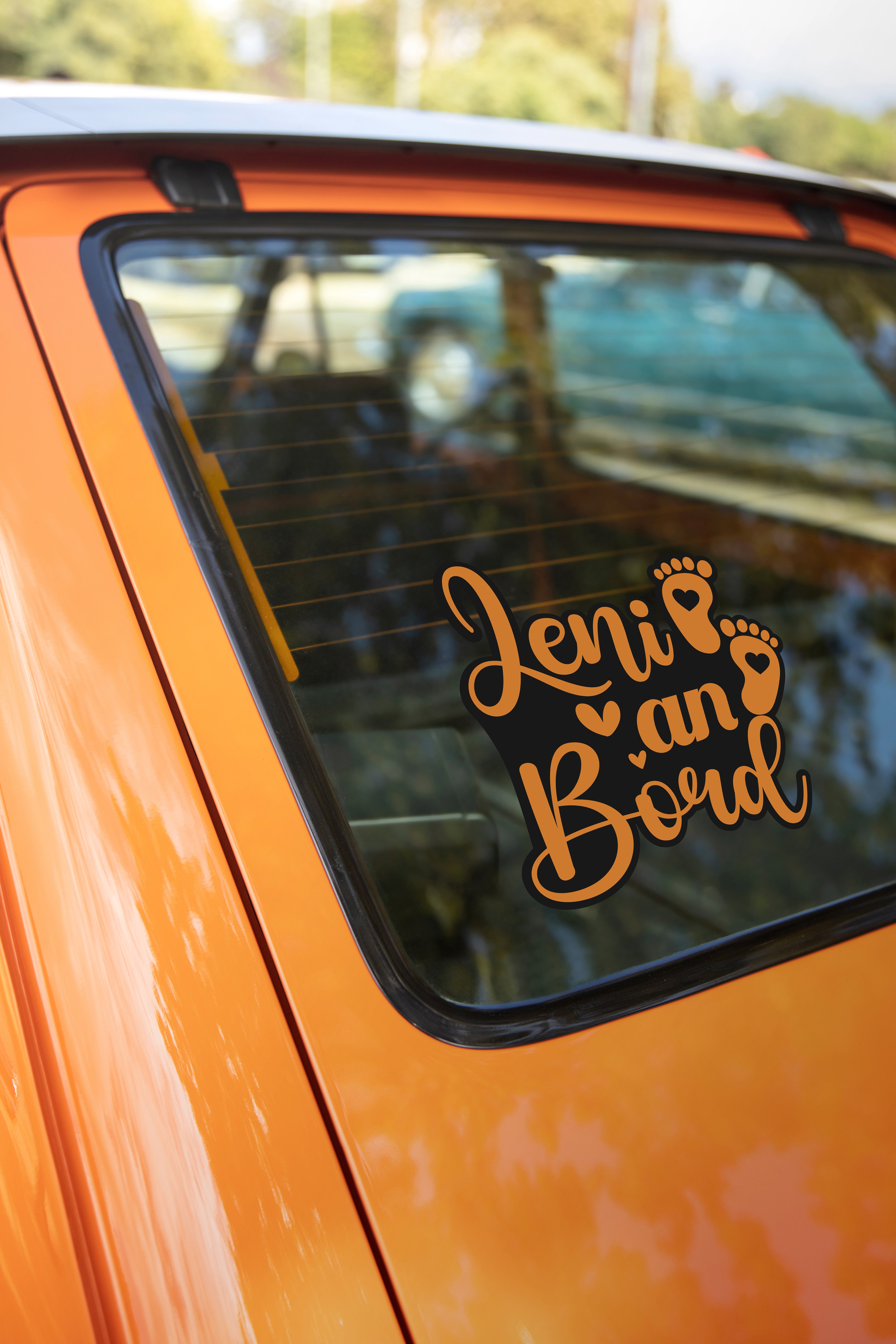 Baby an Bord Aufkleber – Zweifarbig & Personalisiert mit Name | Auto Fenster & Kinderzimmer Sticker